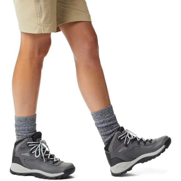 Columbia "Newton Ridge Plus Waterproof" Hiking Boot Grey | Women's Size 9.5 Wide - Picture 2 of 16
